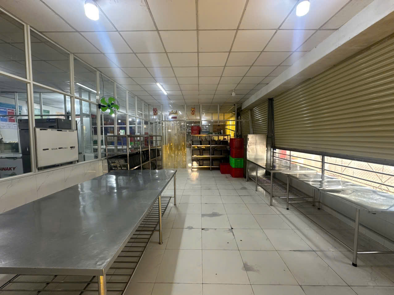 Đánh giá chất lượng thực phẩm của nhà cung cấp suất ăn công nghiệp